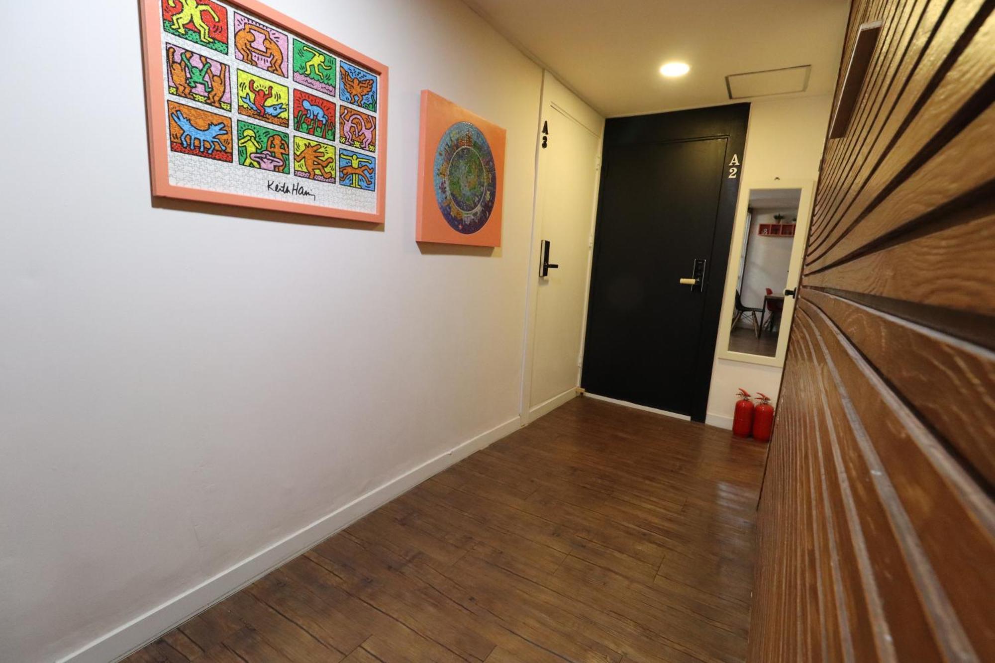 Just4U Guesthouse Сеул Екстериор снимка