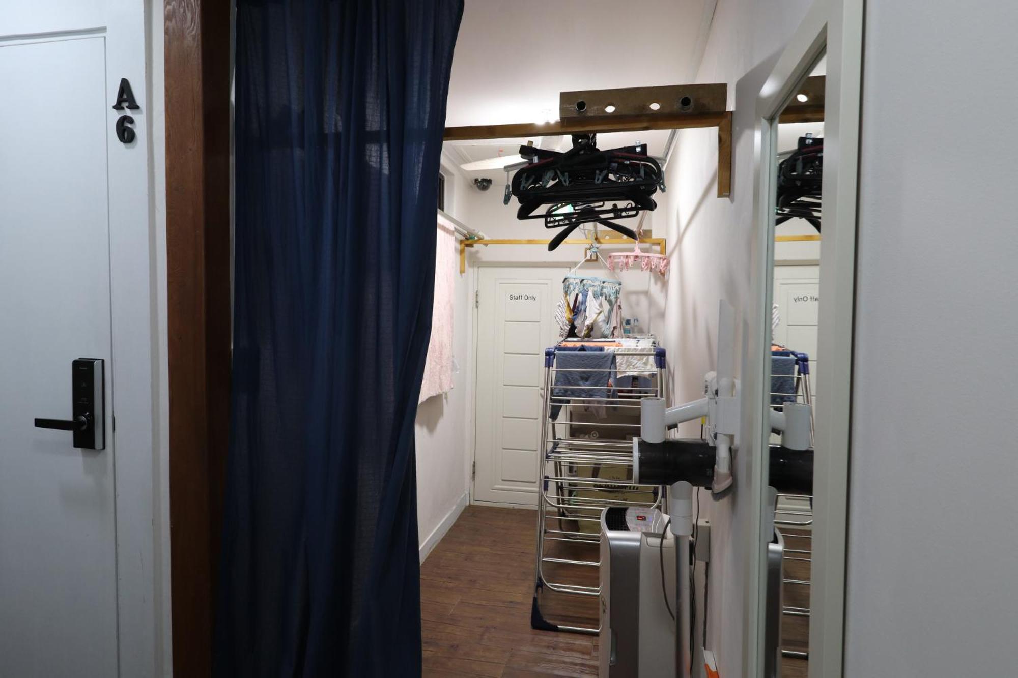Just4U Guesthouse Сеул Екстериор снимка