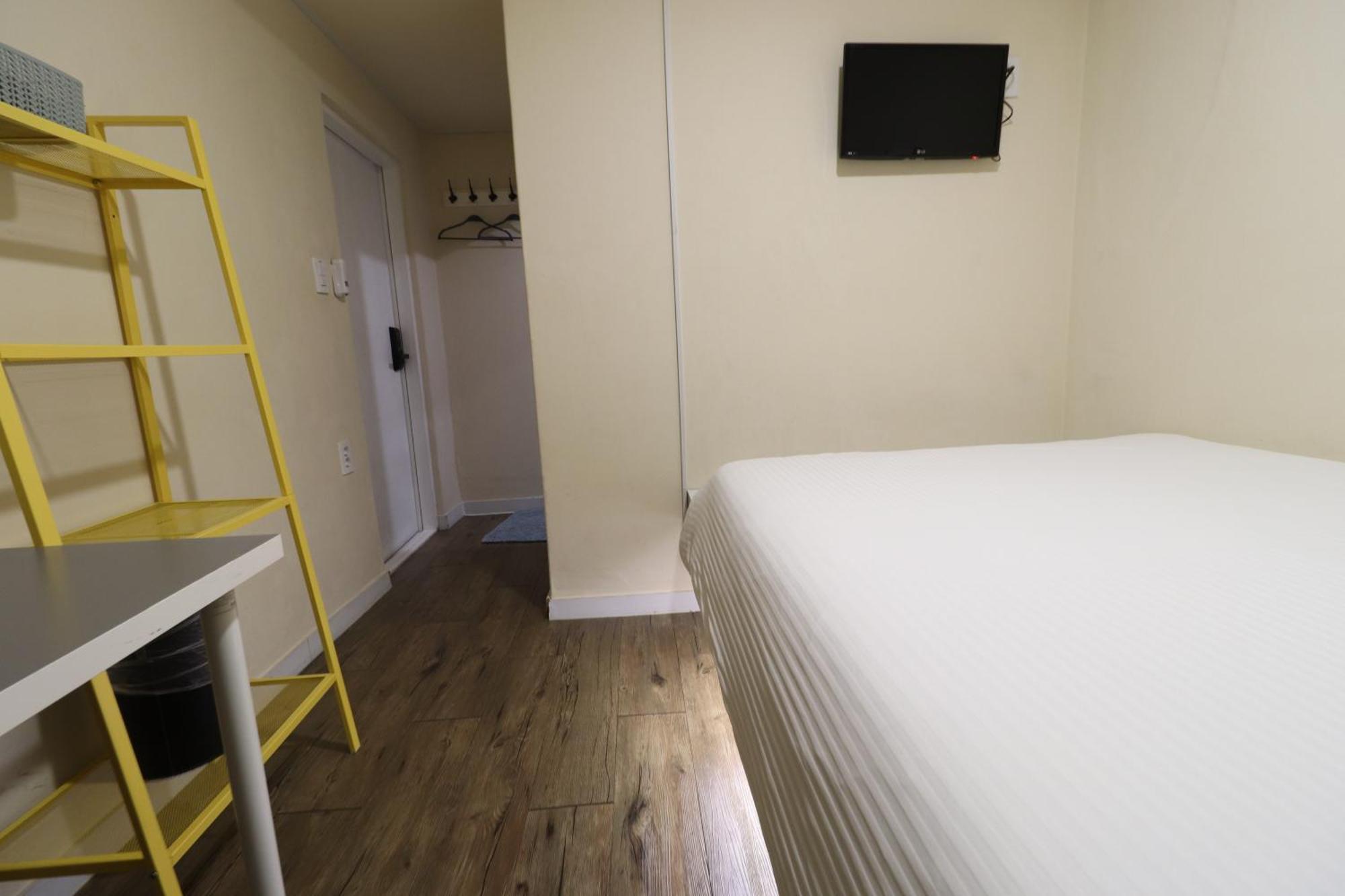 Just4U Guesthouse Сеул Екстериор снимка